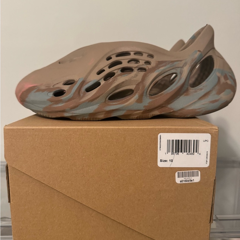 Yeezy Foam Runner- Brown/Pink/Blue- 10